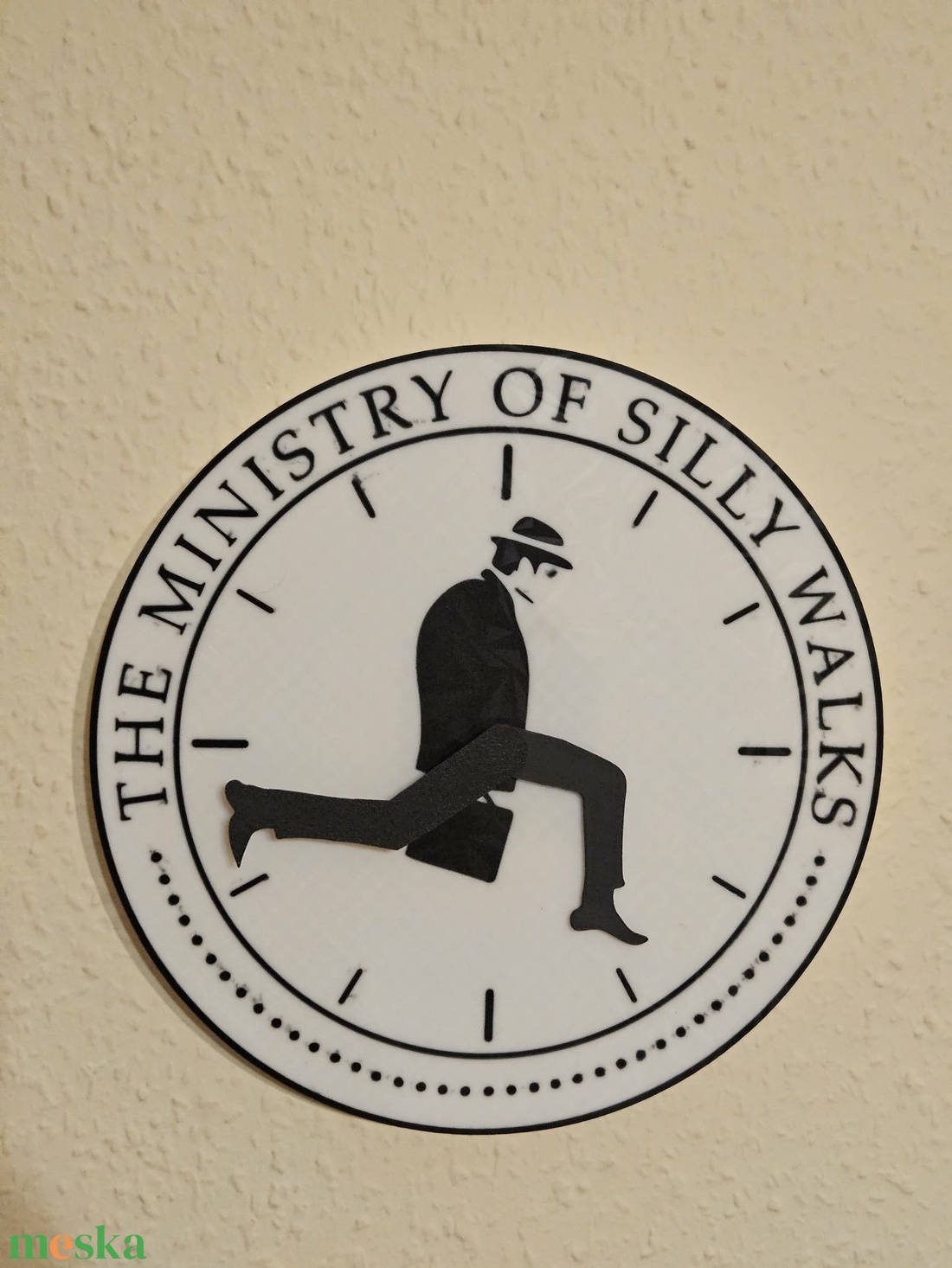 Monty Python óra - angol - otthon & életmód - dekoráció - fali és függő dekoráció - falióra & óra - Meska.hu