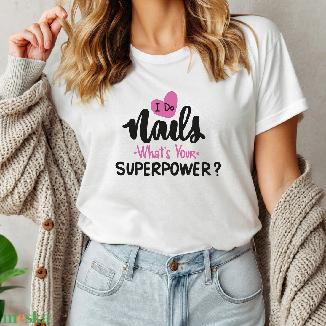 Műkörmös női póló - ruha & divat - női ruha - póló, felső - Meska.hu Műkörmös női póló - ruha & divat - női ruha - póló, felső - Meska.hu