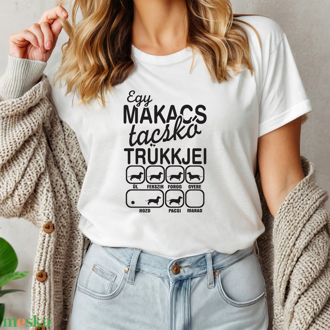 Egy makacs tacskó trükkjei női póló - ruha & divat - női ruha - póló, felső - Meska.hu Egy makacs tacskó trükkjei női póló - ruha & divat - női ruha - póló, felső - Meska.hu