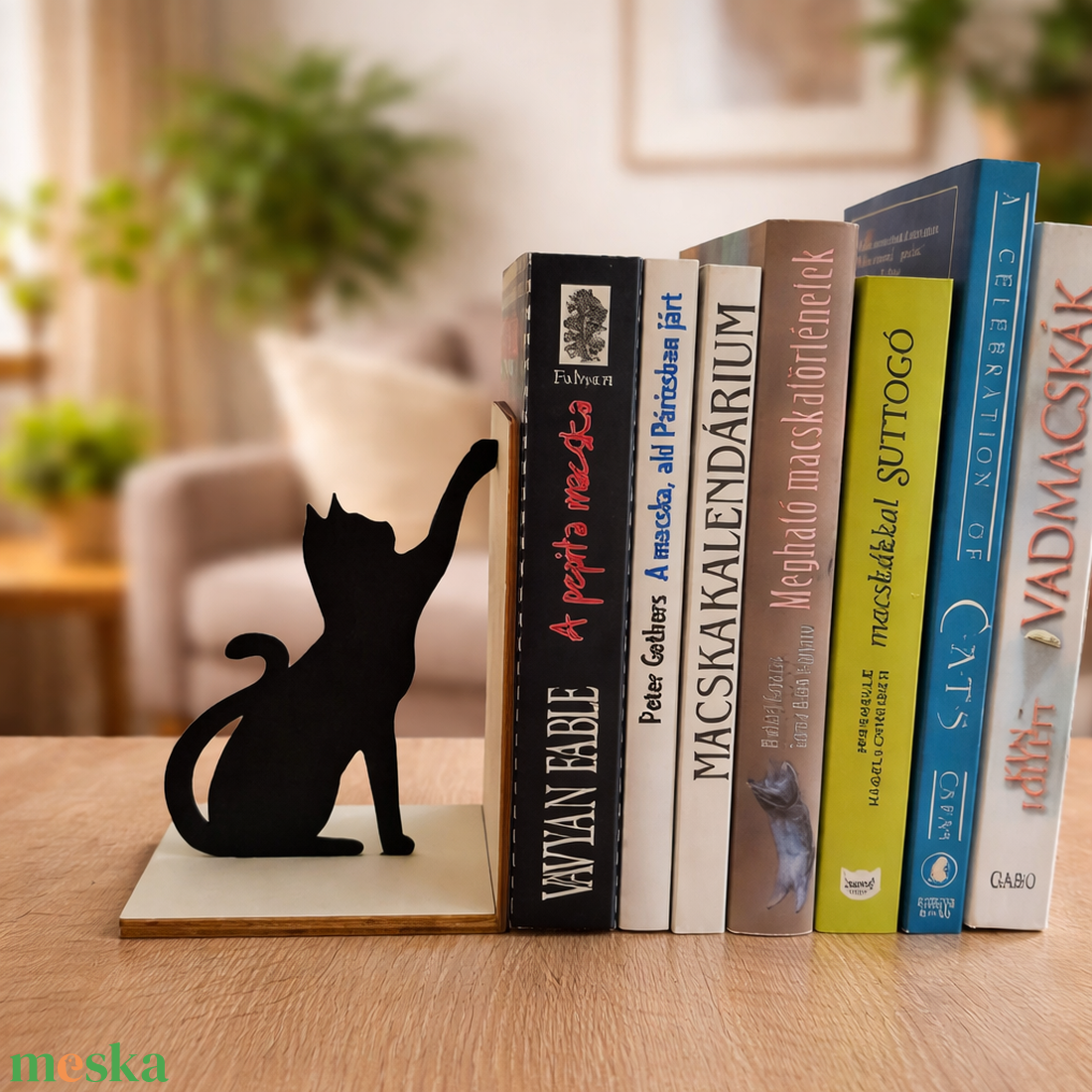Ülő fekete cica könyvtámasz - kellékek & szerszámok - ékszerkellék - könyvjelző alap - Meska.hu