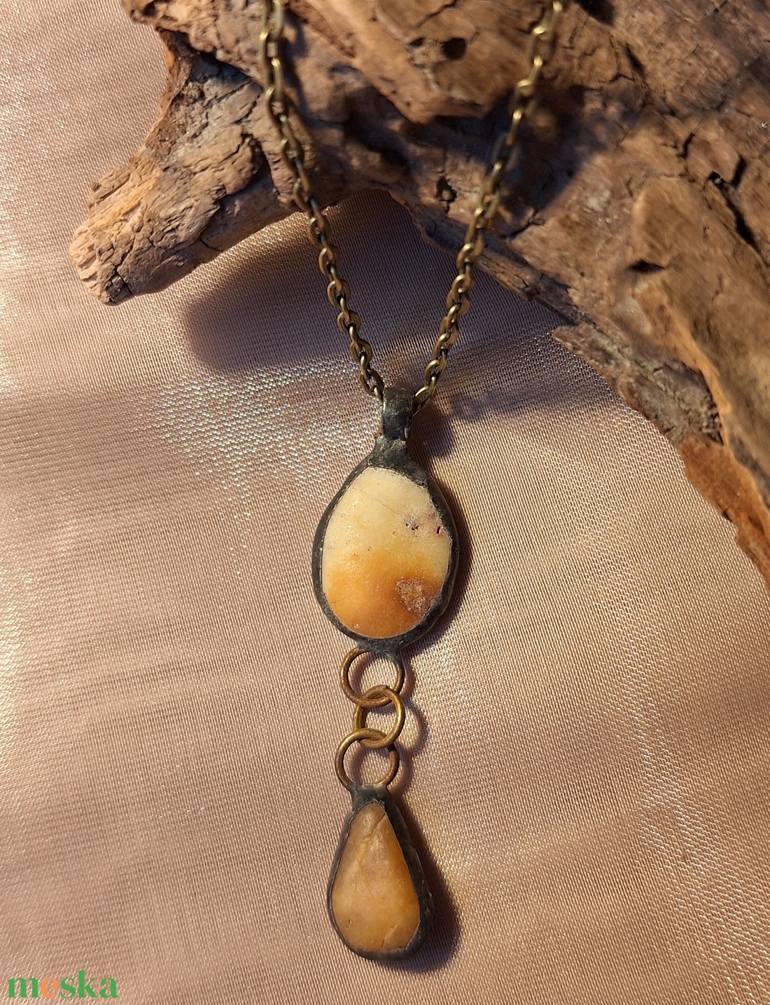 Antik hatású kő medál csüngővel - ékszer - nyaklánc - medálos nyaklánc - Meska.hu