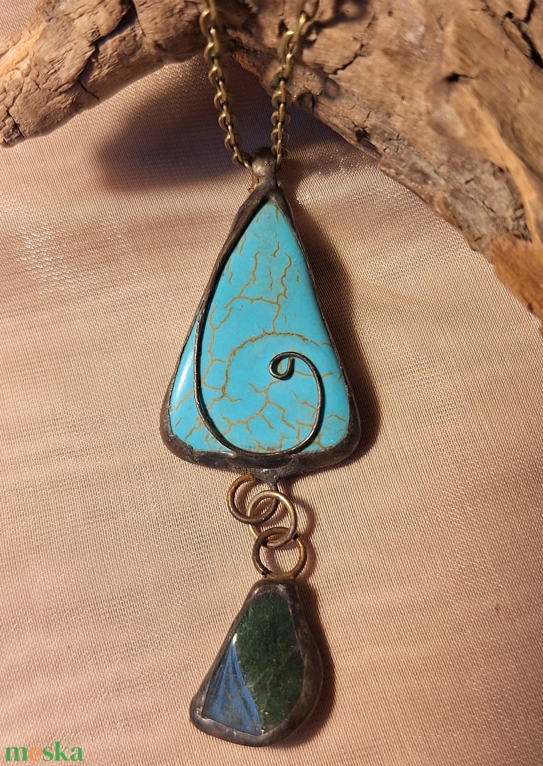 Antik hatású nyaklánc türkiz medállal ásvány csüngővel - ékszer - nyaklánc - medálos nyaklánc - Meska.hu