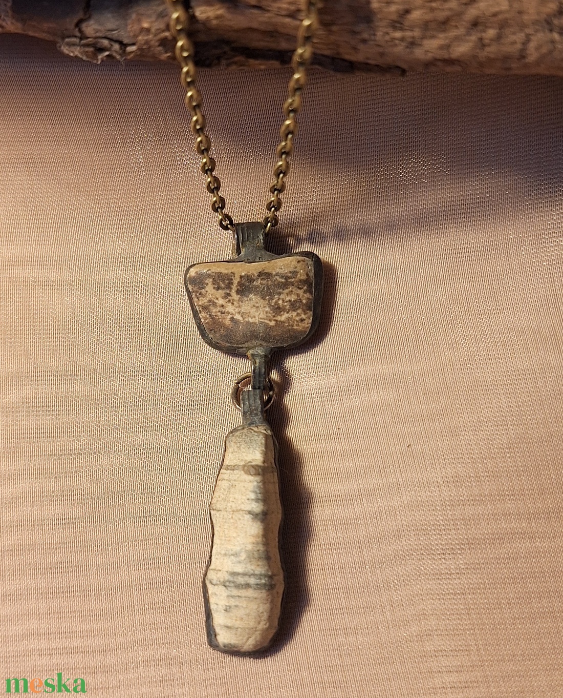 Antik hatású csüngős kő medál - ékszer - nyaklánc - medálos nyaklánc - Meska.hu