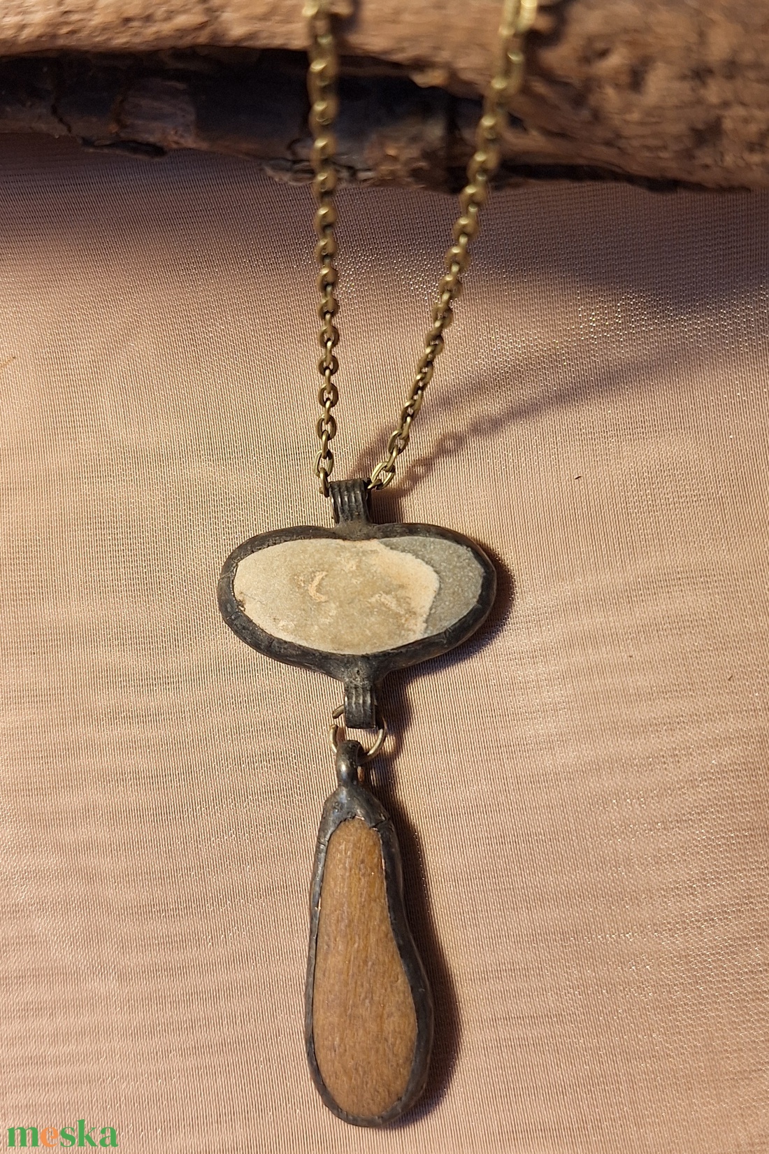 Antik hatású kő medál természet alkotta mintázattal - ékszer - nyaklánc - medálos nyaklánc - Meska.hu