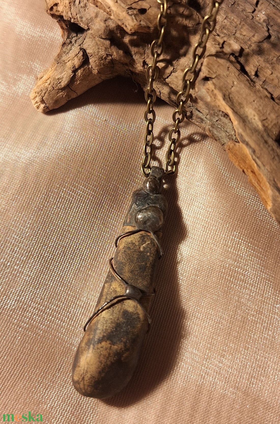 Antik hatású kő medál  - ékszer - nyaklánc - medálos nyaklánc - Meska.hu