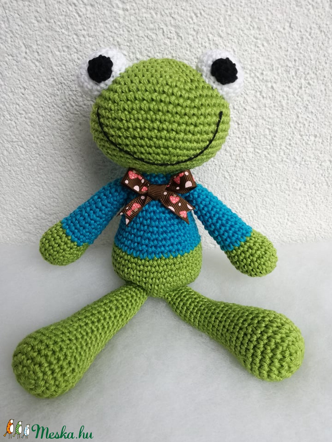 Horgolt béka - játék & sport - plüssállat & játékfigura - béka - Meska.hu