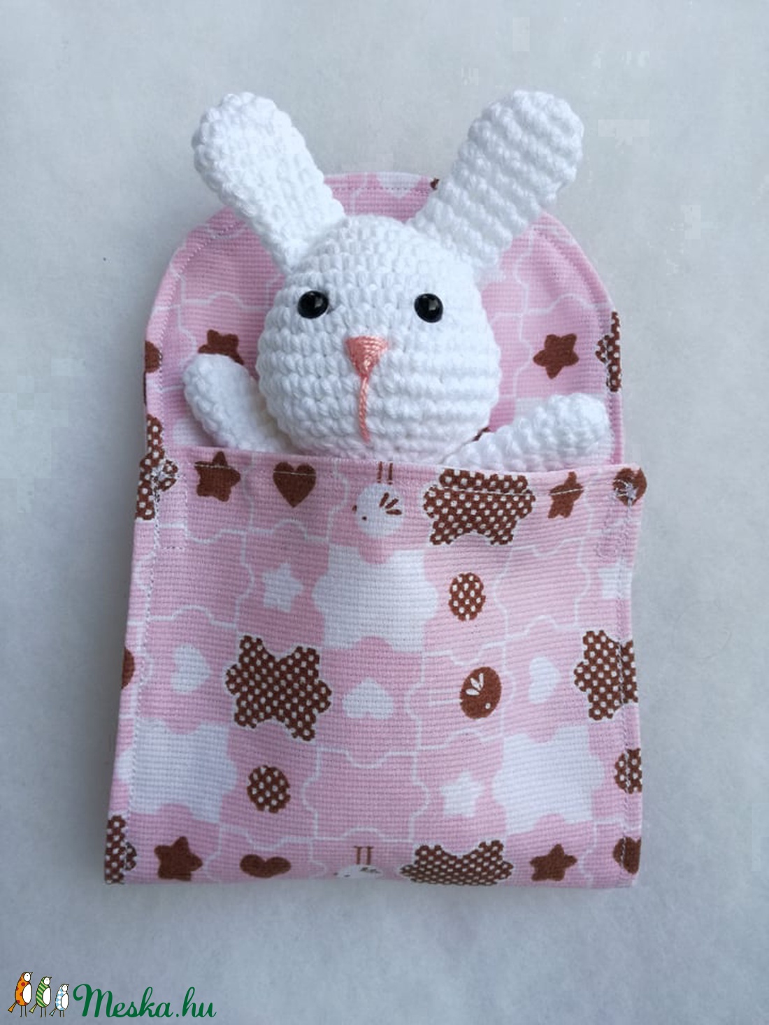 Nyuszi pólyában - játék & sport - plüssállat & játékfigura - nyuszi - Meska.hu