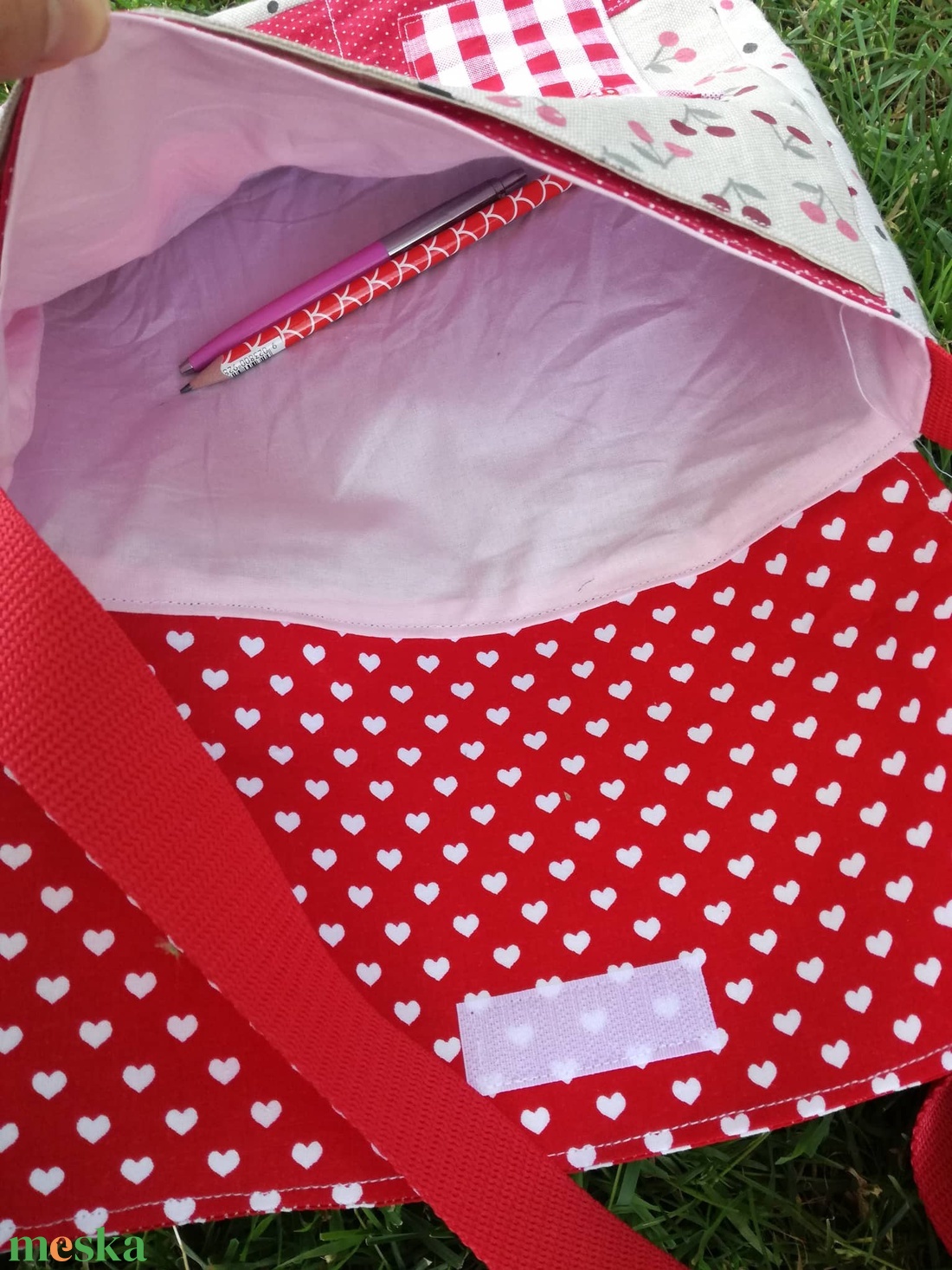 Nyuszi háza - táska & tok - kézitáska & válltáska - válltáska - Meska.hu