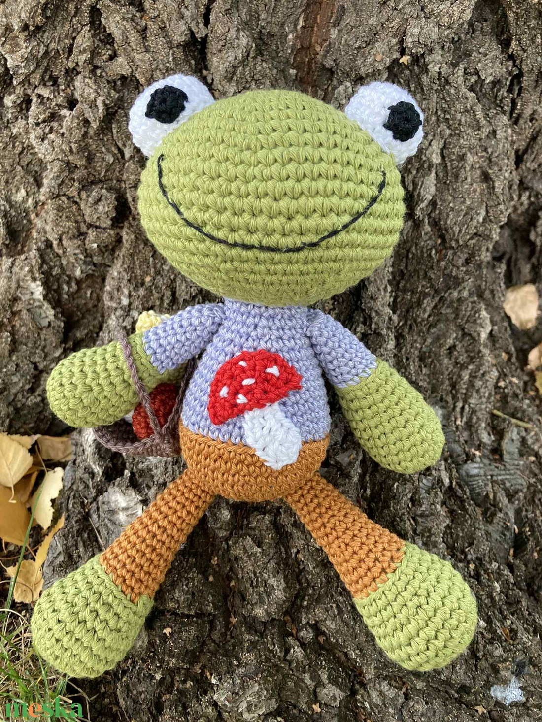 Béka gombászni indul - játék & sport - plüssállat & játékfigura - béka - Meska.hu