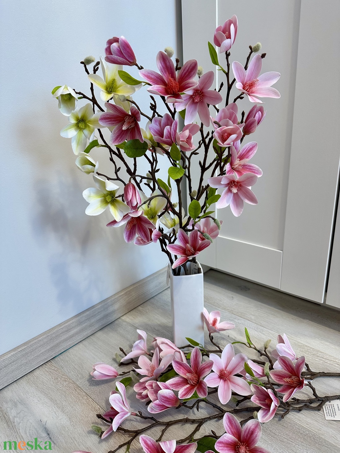 Élethű magnólia ág, pink - 80 cm - otthon & életmód - dekoráció - virágdísz és tartó - csokor & virágdísz - Meska.hu