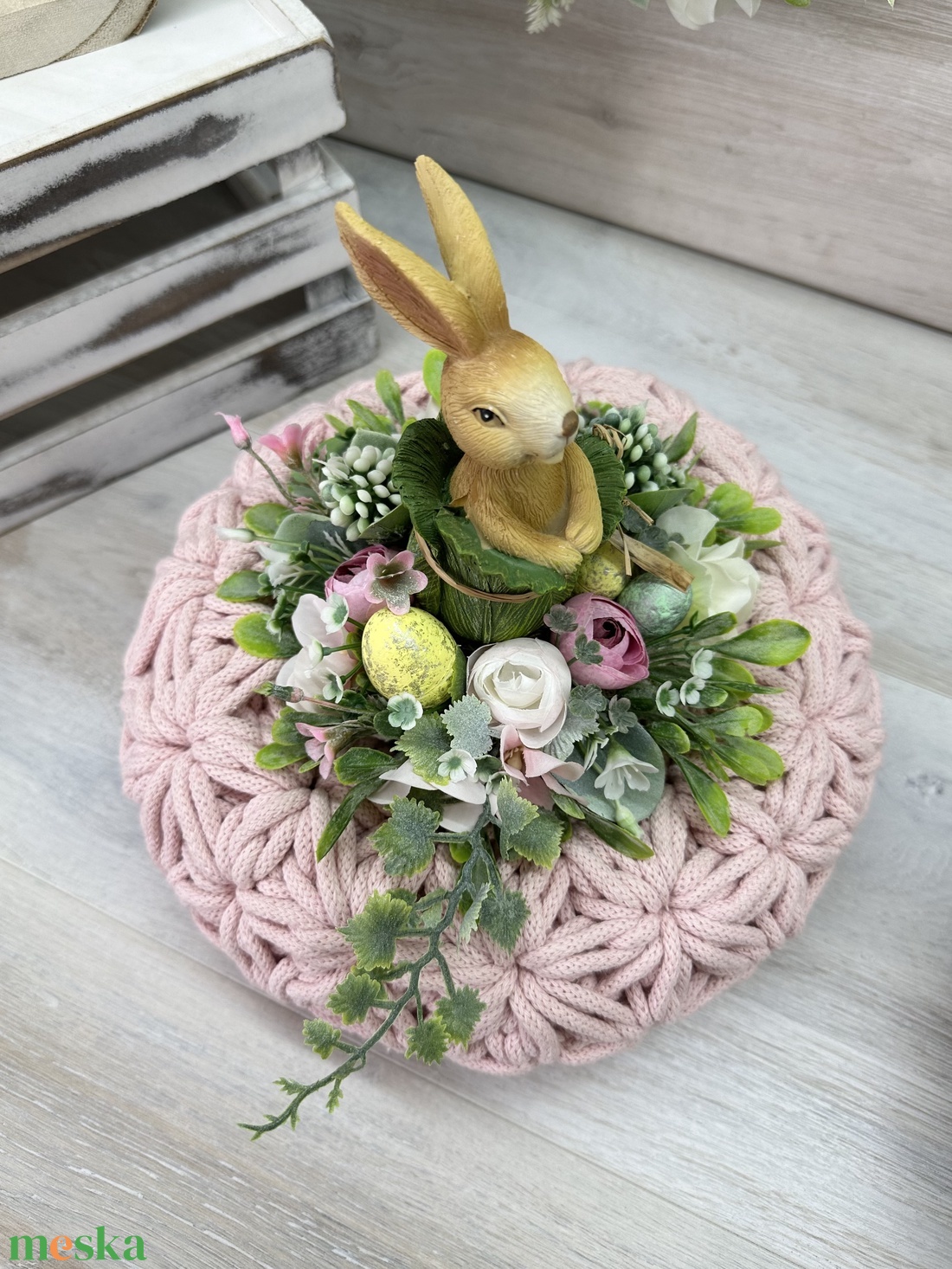 OkosDekor - Húsvéti nyuszis �Jázmin horgolt koszorú, S méret - otthon & életmód - dekoráció - asztal és polc dekoráció - asztaldísz - Meska.hu