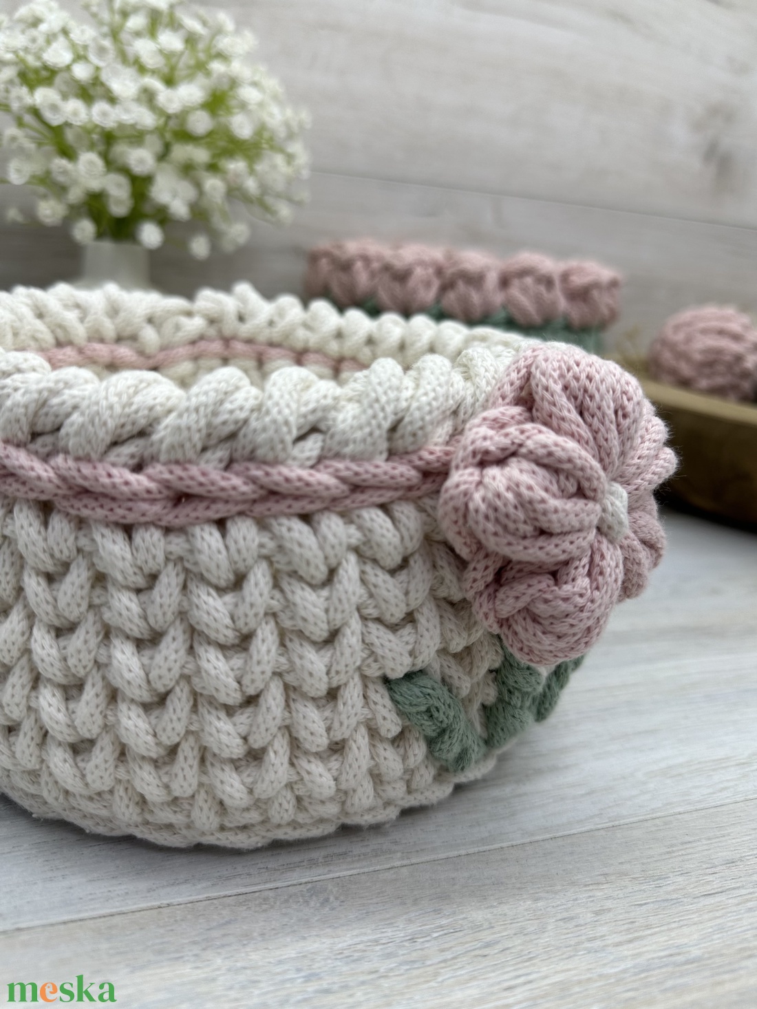 Cuki, virágos horgolt tároló, kosár - otthon & életmód - tárolás & rendszerezés - tárolókosár - Meska.hu