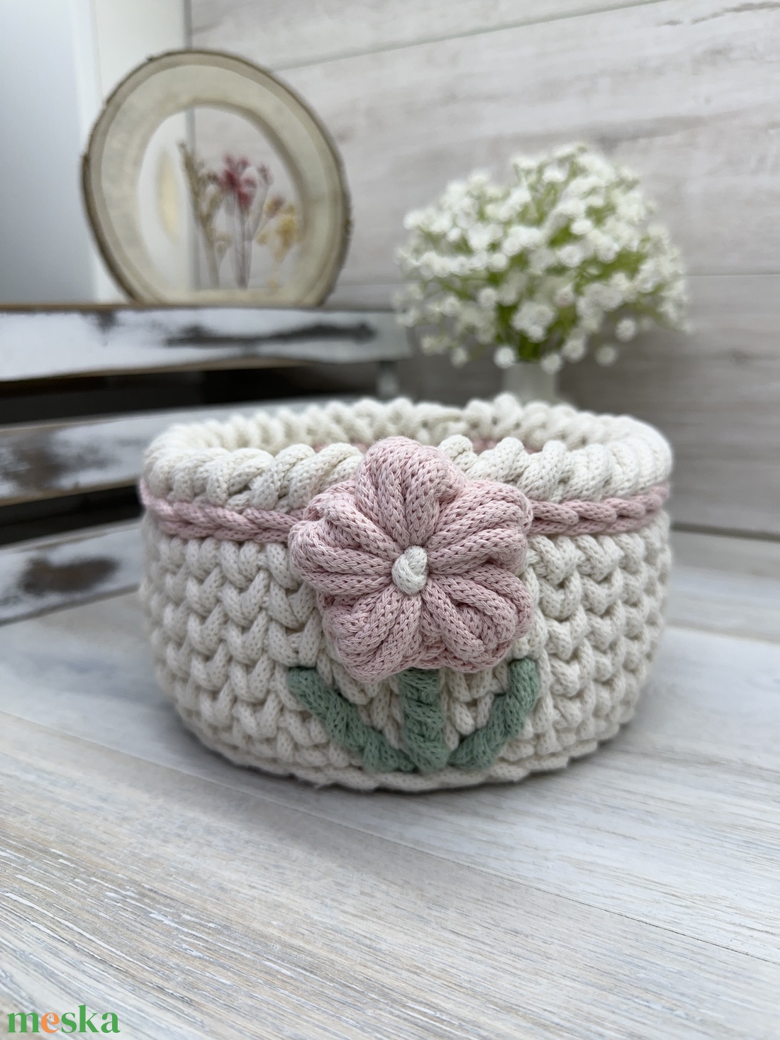 Cuki, virágos horgolt tároló, kosár - otthon & életmód - tárolás & rendszerezés - tárolókosár - Meska.hu