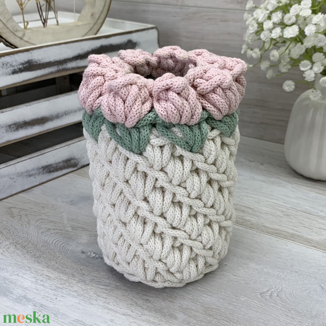 Tulipános horgolt váza - otthon & életmód - dekoráció - virágdísz és tartó - váza - Meska.hu