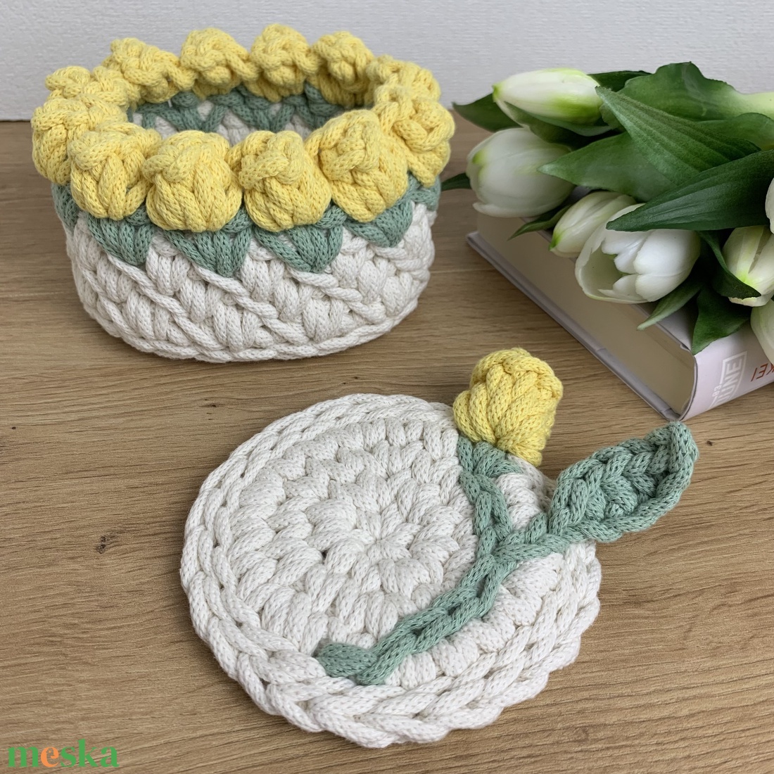 3D tulipános horgolt poháralátét - otthon & életmód - konyhafelszerelés, tálalás - tálalás - tányér- és poháralátét - Meska.hu