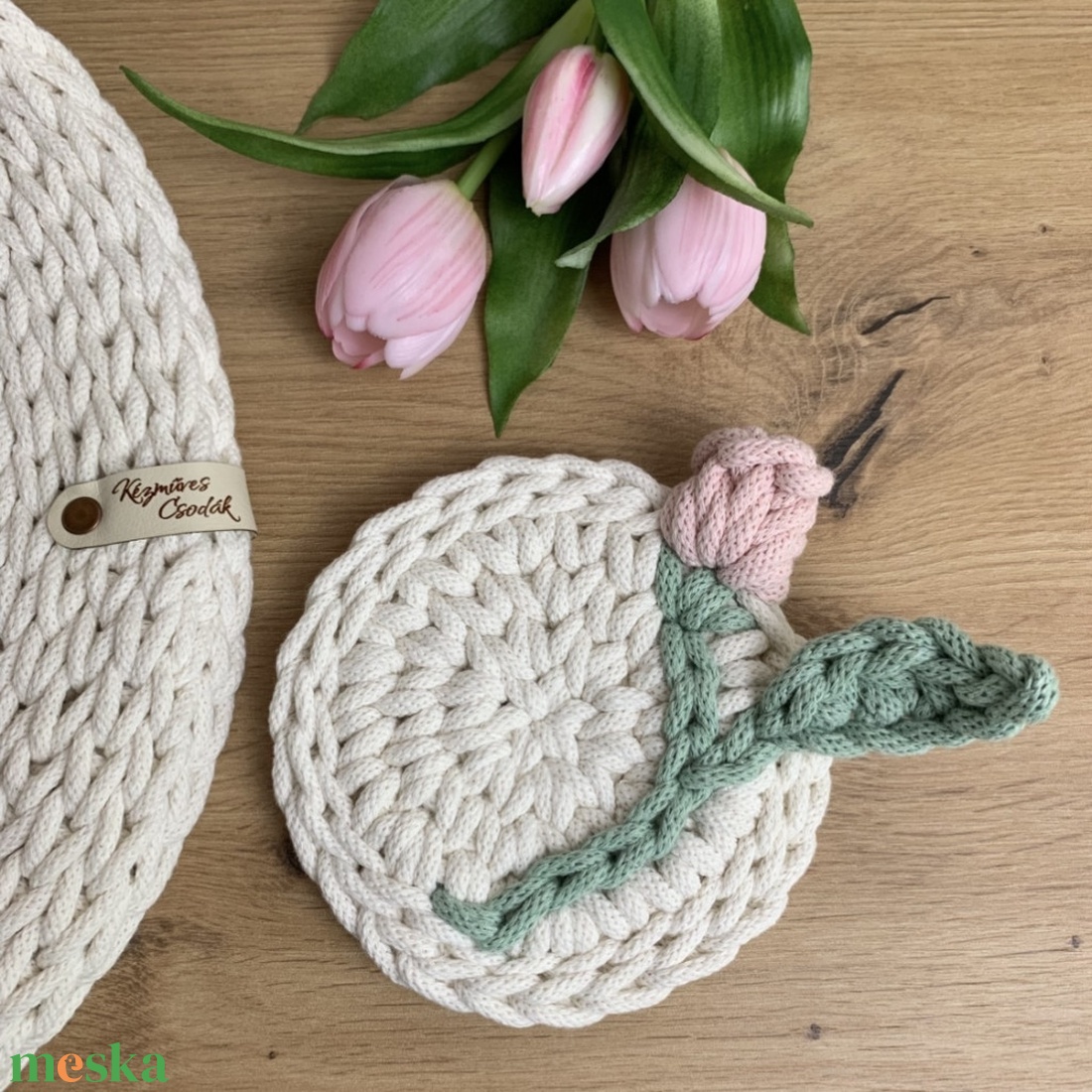 3D tulipános horgolt poháralátét - otthon & életmód - konyhafelszerelés, tálalás - tálalás - tányér- és poháralátét - Meska.hu