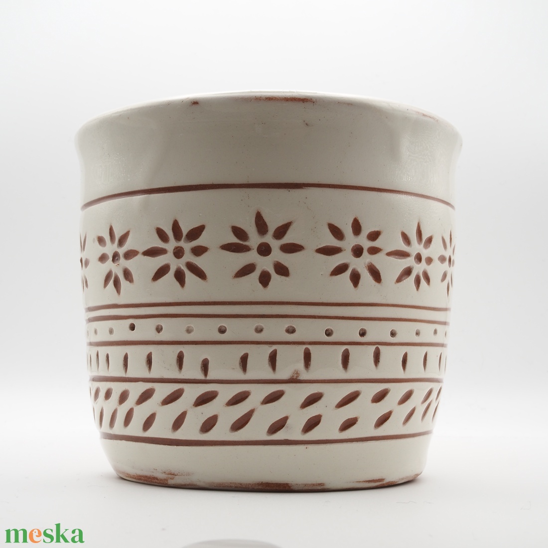 Egyedi virágmintás kézzel készült kerámia kaspó - otthon & életmód - dekoráció - dísztárgy - Meska.hu Egyedi virágmintás kézzel készült kerámia kaspó - otthon & életmód - dekoráció - dísztárgy - Meska.hu