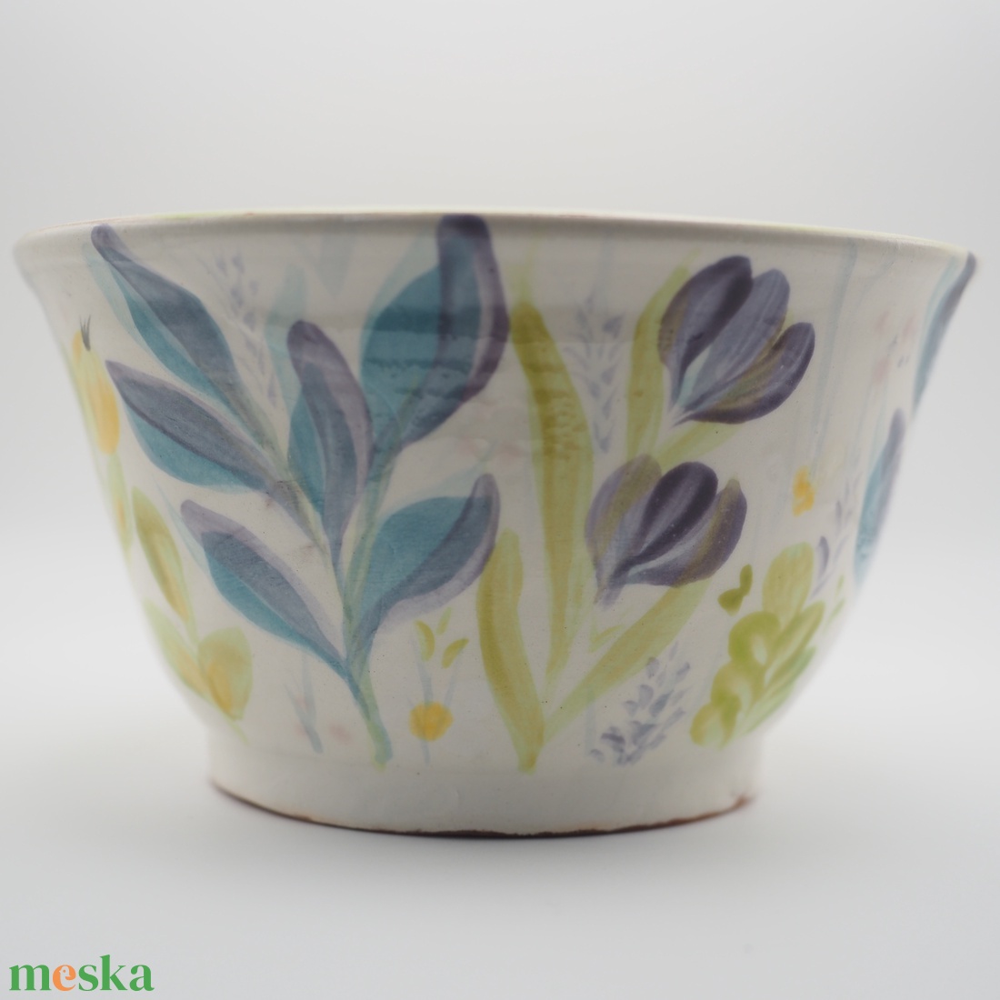 Korongozott, mezei virágmintával díszített kerámia tál   - otthon & életmód - dekoráció - asztal és polc dekoráció - dekorációs tál, tartó - Meska.hu