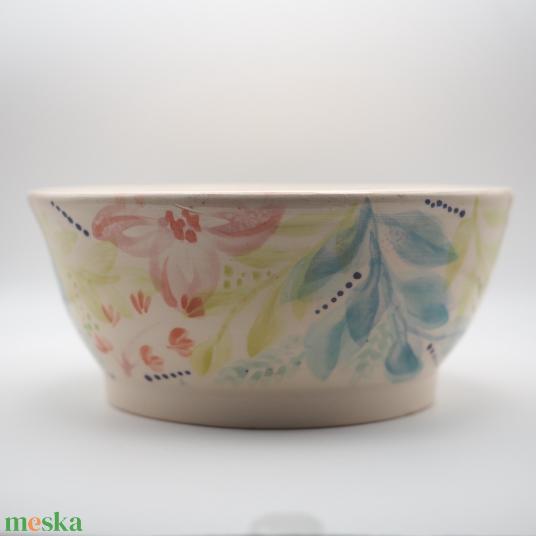 Pasztell színű virágmintával díszített kerámia tál   - otthon & életmód - konyhafelszerelés, tálalás - tálalás - tányér & étkészlet - Meska.hu