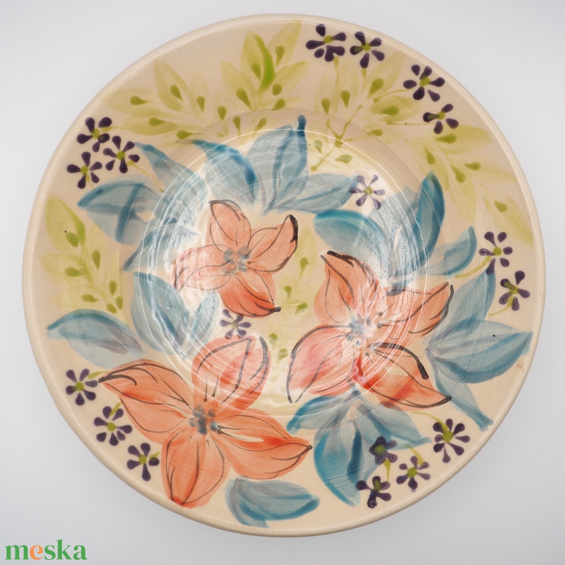 Kézzel készült kerámia tányér � piros virágmintával - otthon & életmód - konyhafelszerelés, tálalás - tálalás - tányér- és poháralátét - Meska.hu