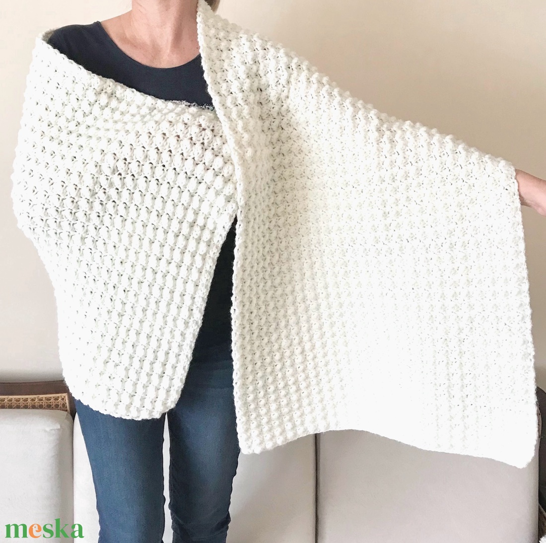 Egyedi horgolt óriás kendő a menyasszonynak, babatakaró, krémfehér gyapjú fonalból - 160 x 55cm - Kisherceg design - ruha & divat - sál, sapka, kendő - kendő - Meska.hu Egyedi horgolt óriás kendő a menyasszonynak, babatakaró, krémfehér gyapjú fonalból - 160 x 55cm - Kisherceg design - ruha & divat - sál, sapka, kendő - kendő - Meska.hu