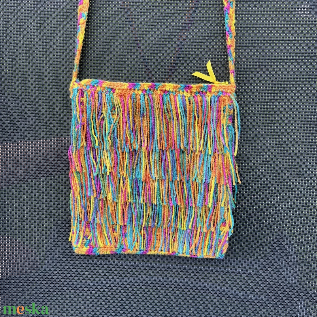 Horgolt szivárvány fesztivál táska, cipzárral, kulcstartóval - tablettáska, tablettok - Kisherceg design - táska & tok - kézitáska & válltáska - válltáska - Meska.hu