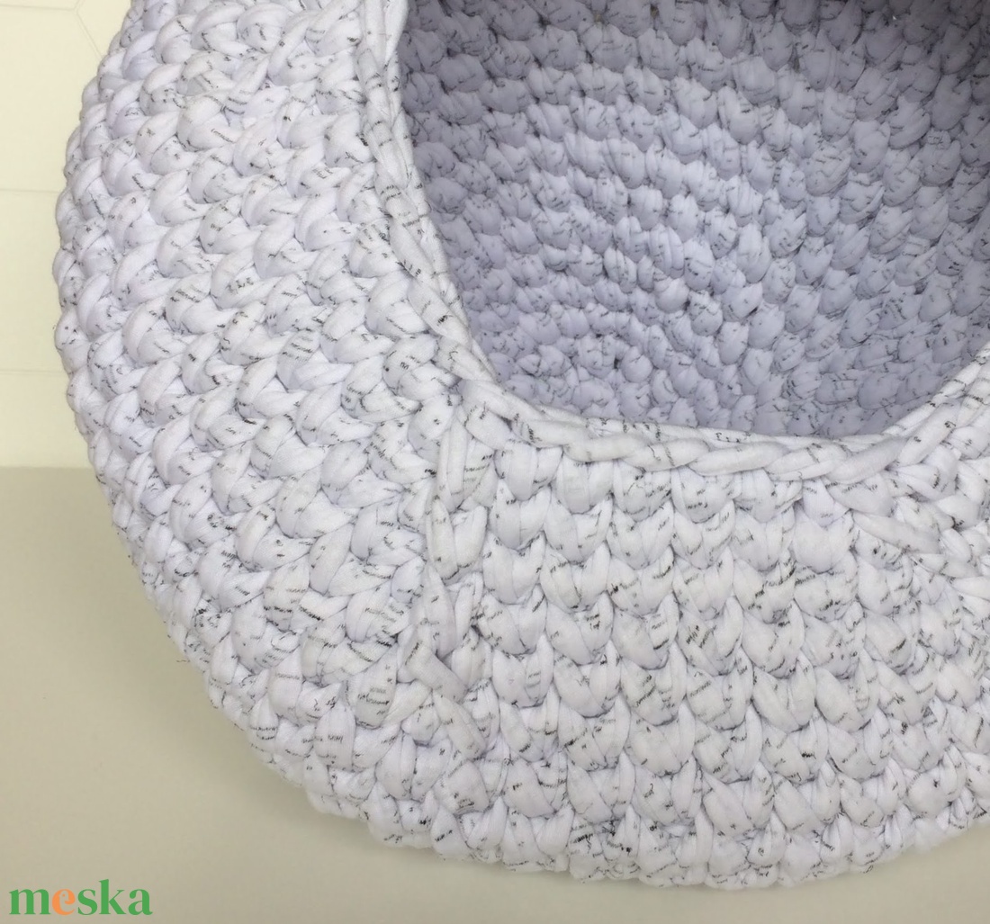 Egyedi cicaház, cicakuckó, kutya fekhely, vagy plüssállattartó  - Kisherceg design - otthon & életmód - macska fekhely - Meska.hu