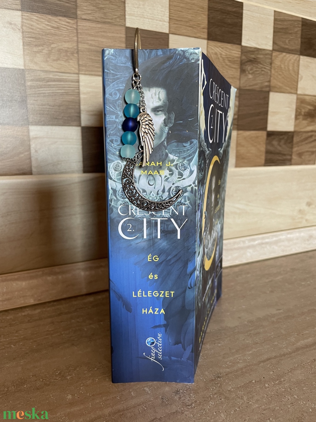 Crescent city 2. rész témájú könyvjelző - könyv & zene - könyvjelző - Meska.hu Crescent city 2. rész témájú könyvjelző - könyv & zene - könyvjelző - Meska.hu