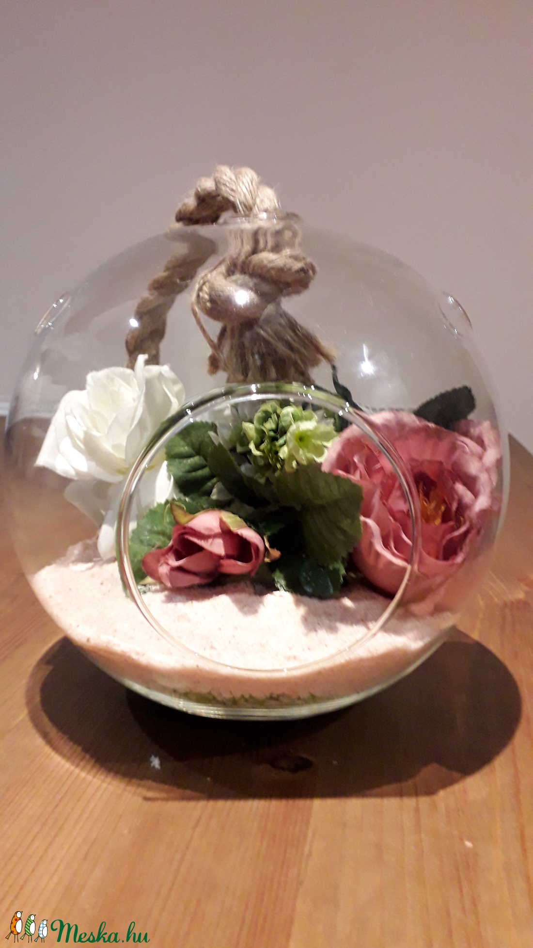 Hangulatos nagyméretű üveggömb virágokkal - otthon & lakás - dekoráció - Meska.hu