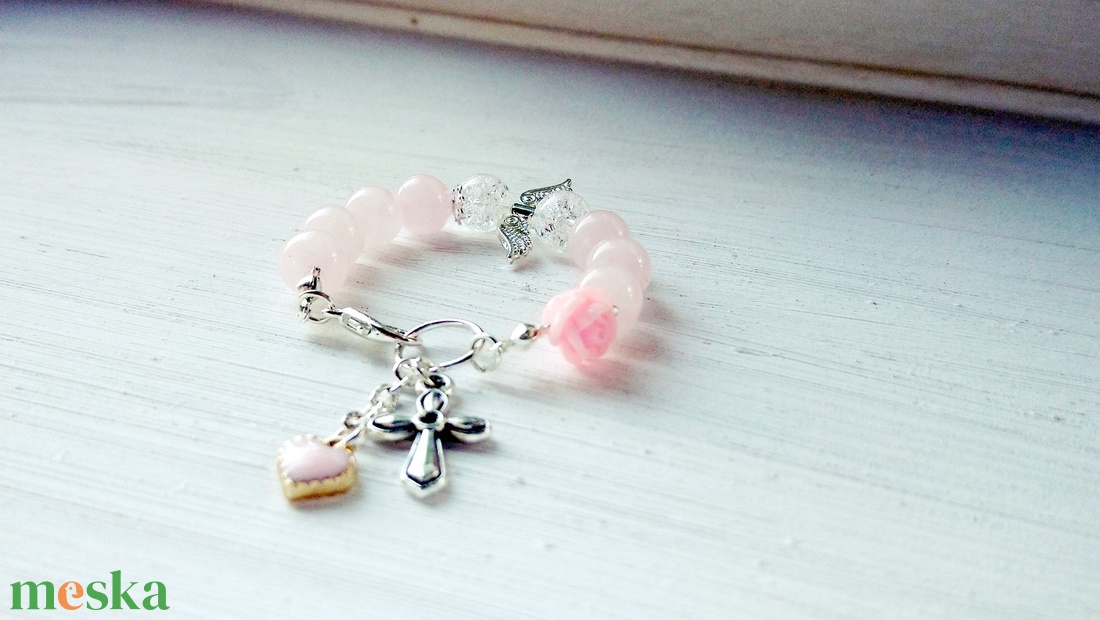 Keresztelő ékszer - rózsakvarc, hegyikristály - ékszer - karkötő - charm karkötő - Meska.hu