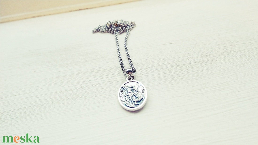 Mihály arkangyal amulett nemesacél láncon - ékszer - nyaklánc - medál - Meska.hu Mihály arkangyal amulett nemesacél láncon - ékszer - nyaklánc - medál - Meska.hu