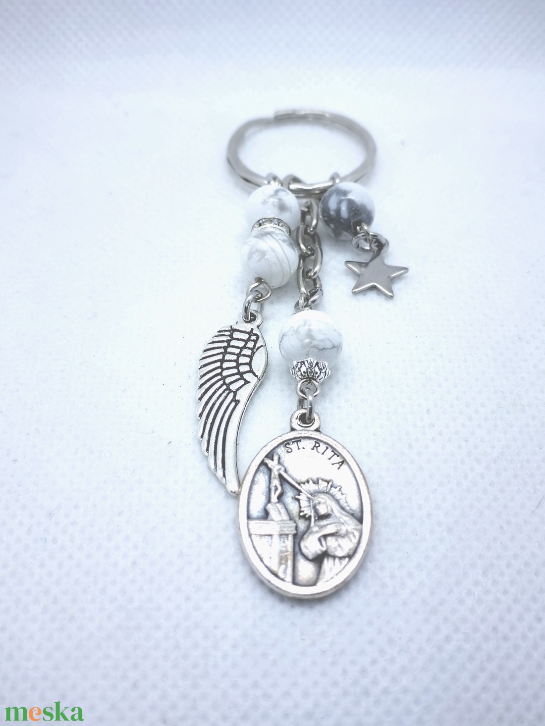 Szent Rita amulett  a reménytelen helyzetek védőszentje - táska & tok - kulcstartó & táskadísz - kulcstartó - Meska.hu