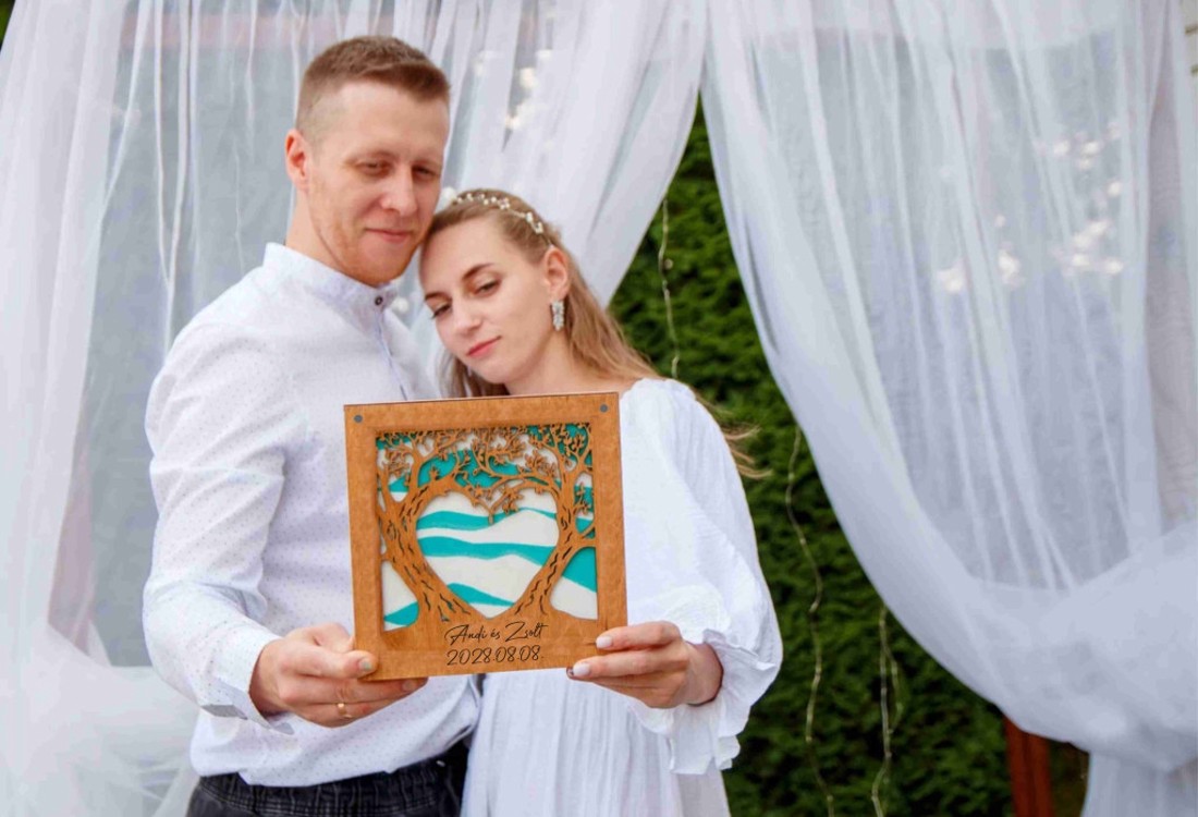 Esküvői homokceremónia gravírozott életfa, homoköntő - esküvő - emlék & ajándék - nászajándék - ceremónia szett - Meska.hu