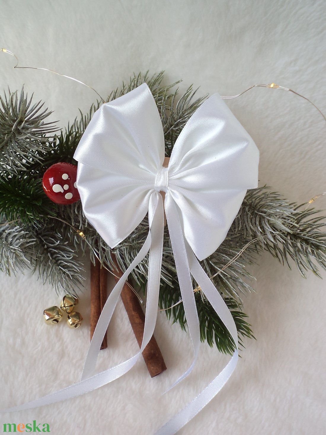 Karácsonyfára csíptetős szatén masni, fehér - karácsony - karácsonyi lakásdekoráció - karácsonyfadíszek - Meska.hu