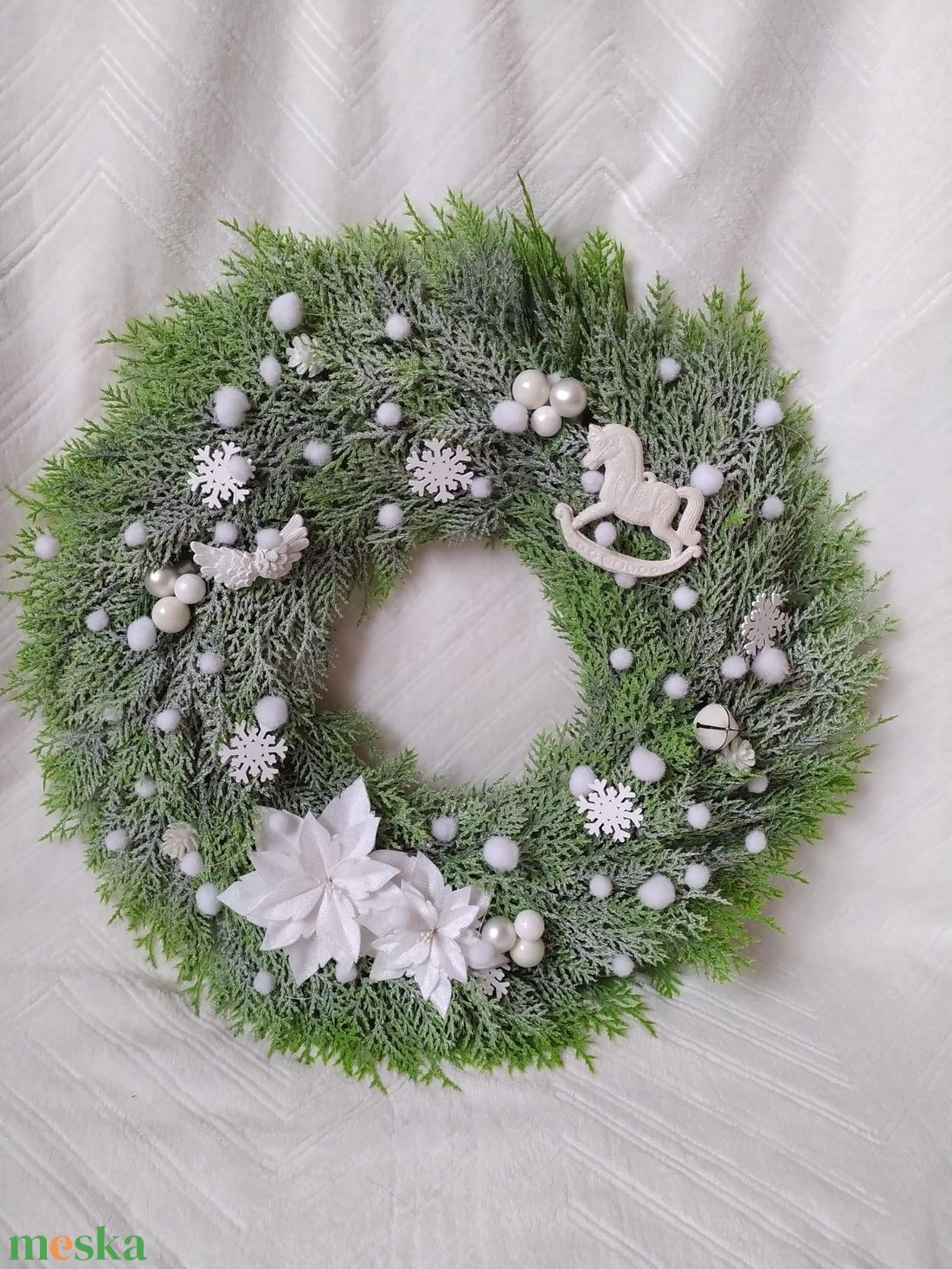 Fehér havas, csillámos kopogtató - karácsony - adventi díszek - adventi ajtódísz - Meska.hu