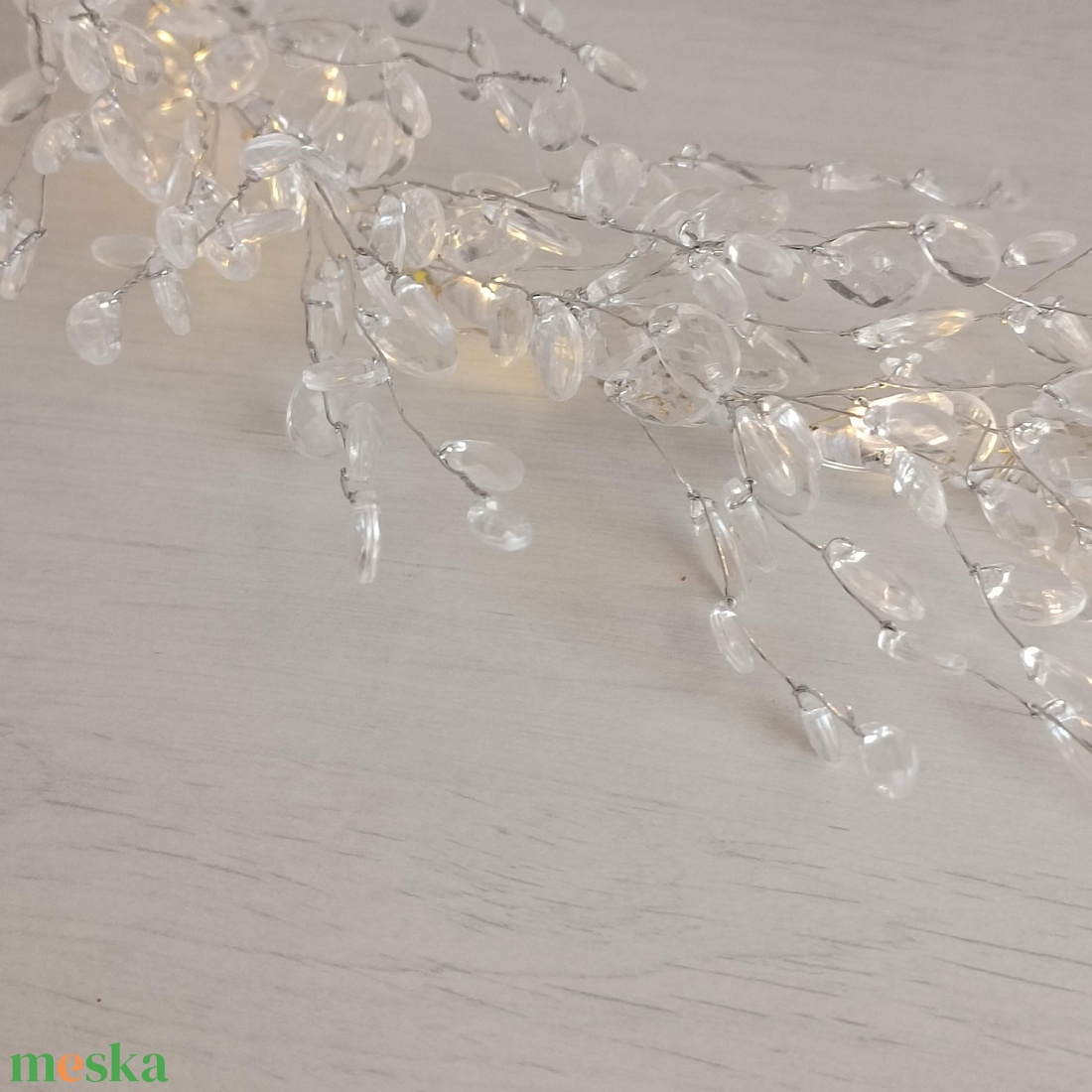 LED-es kristálykoszorú, kopogtató - karácsony - karácsonyi lakásdekoráció - karácsonyi fénydekoráció - Meska.hu