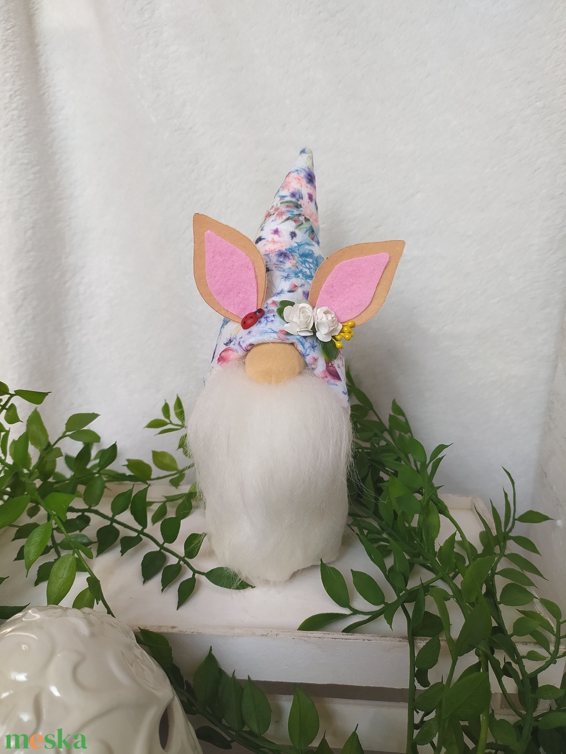 Nyuszifüles tavaszi manó - ünnepi díszek, dekorációk - húsvéti díszek és dekorációk - húsvéti asztaldíszek - Meska.hu