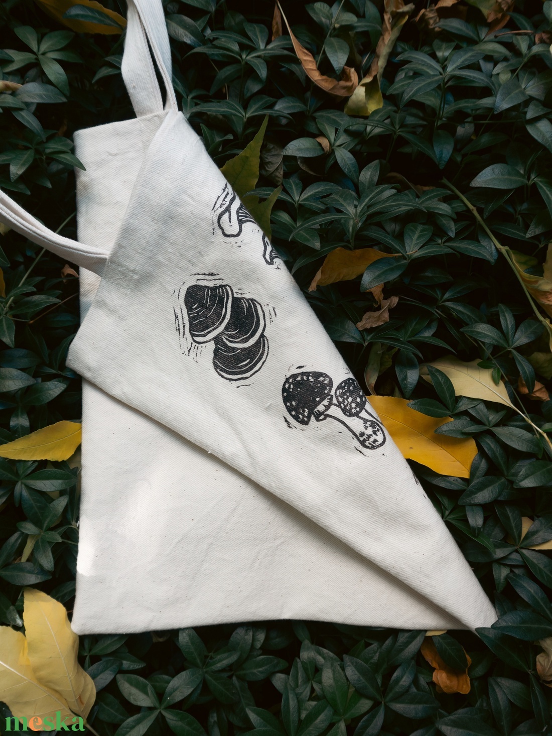 Vászontáska - gombás mintával - táska & tok - bevásárlás & shopper táska - shopper, textiltáska, szatyor - Meska.hu
