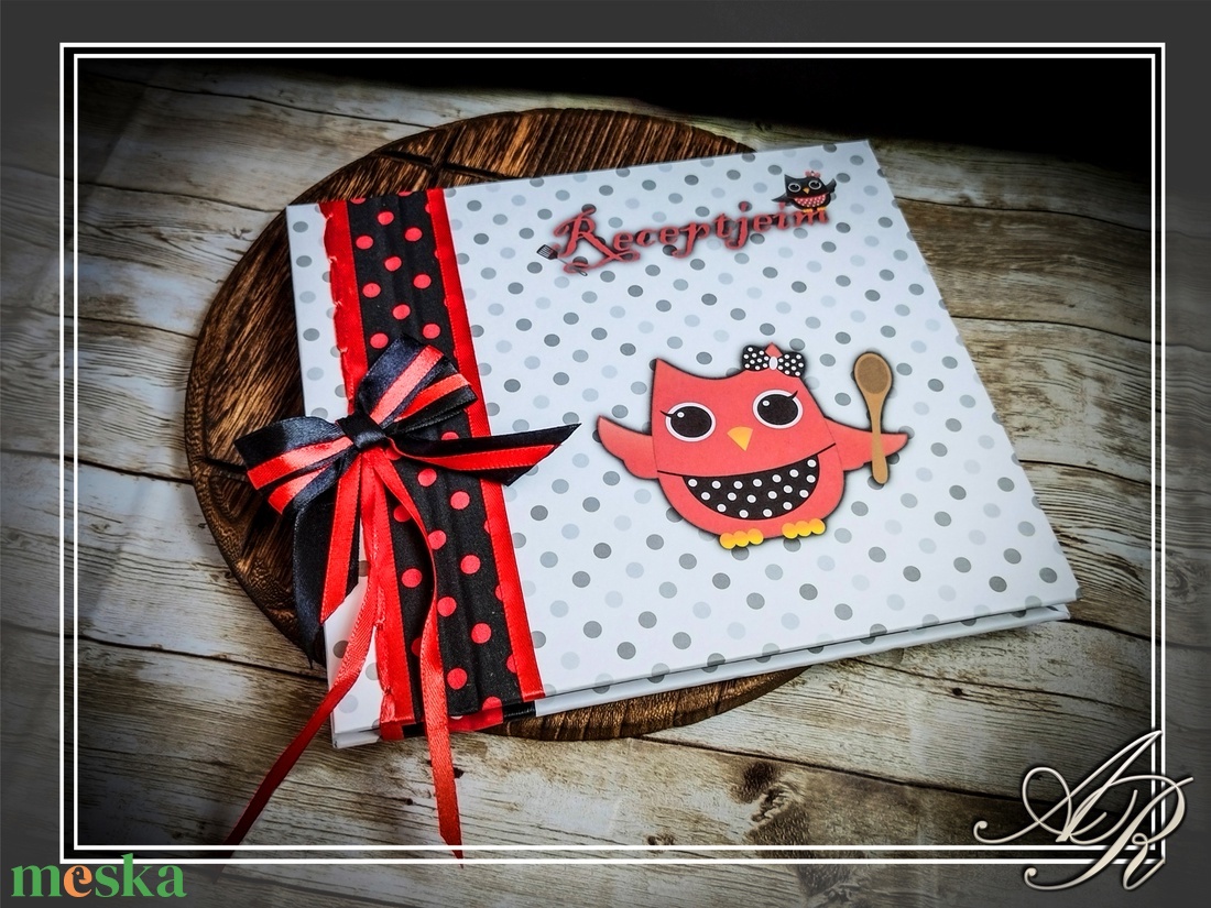 Baglyos receptfüzet kiegészítőkkel (piros-fekete-fehér) - otthon & életmód - konyhafelszerelés, tálalás - sütés, főzés - receptfüzet - Meska.hu