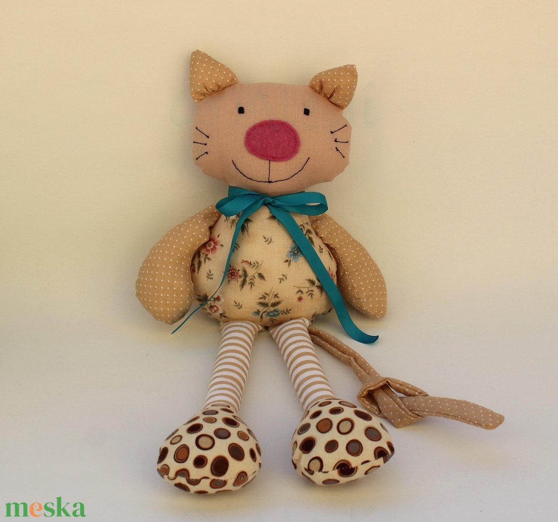 Cica baba szabásminta - diy (csináld magad) - szabásminta, útmutató - szabásminta - Meska.hu Cica baba szabásminta - diy (csináld magad) - szabásminta, útmutató - szabásminta - Meska.hu
