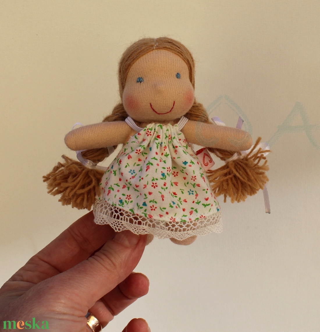 Apró Waldorf baba leírás, szabásminta - diy (csináld magad) - szabásminta, útmutató - szabásminta - Meska.hu Apró Waldorf baba leírás, szabásminta - diy (csináld magad) - szabásminta, útmutató - szabásminta - Meska.hu