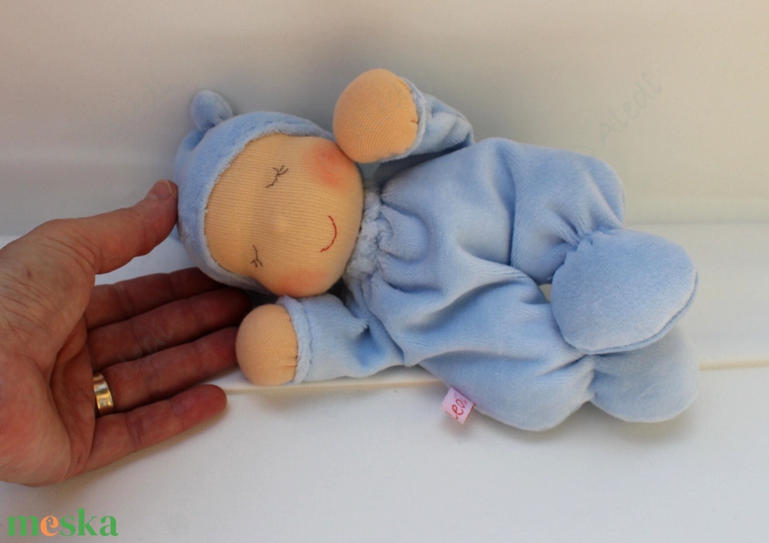 Plüss bébi baba - kék - játék & sport - baba & babaház - baba - Meska.hu Plüss bébi baba - kék - játék & sport - baba & babaház - baba - Meska.hu