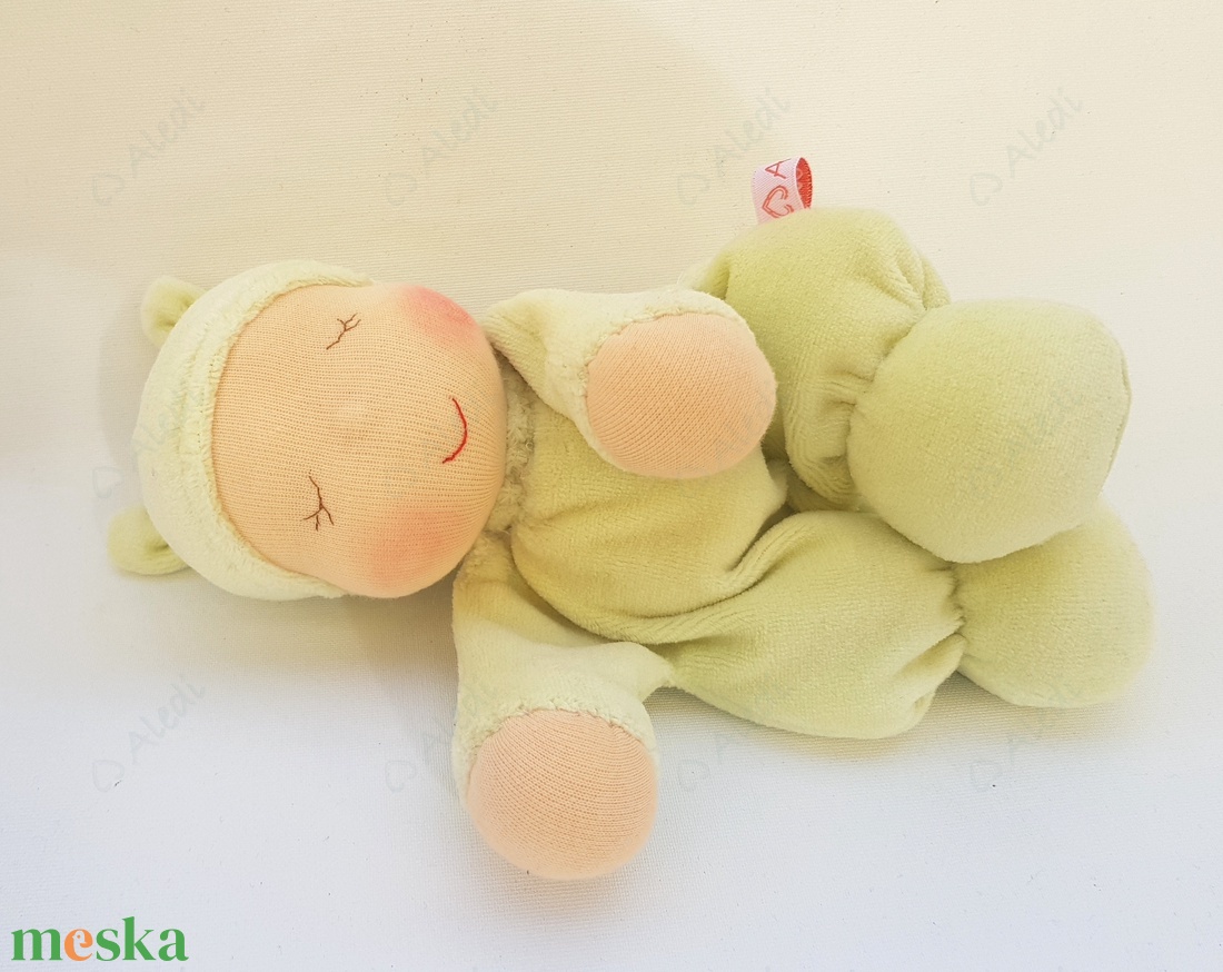 Plüss bébi baba - zöld - játék & sport - baba & babaház - baba - Meska.hu Plüss bébi baba - zöld - játék & sport - baba & babaház - baba - Meska.hu