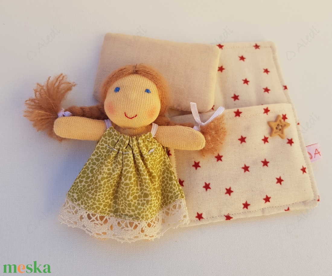 Apró Waldorf baba hálózsákkal - játék & sport - baba & babaház - baba - Meska.hu