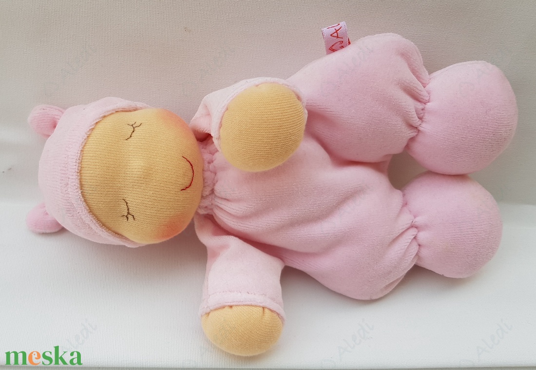 Plüss bébi baba - világos rózsaszín - játék & sport - baba & babaház - baba - Meska.hu