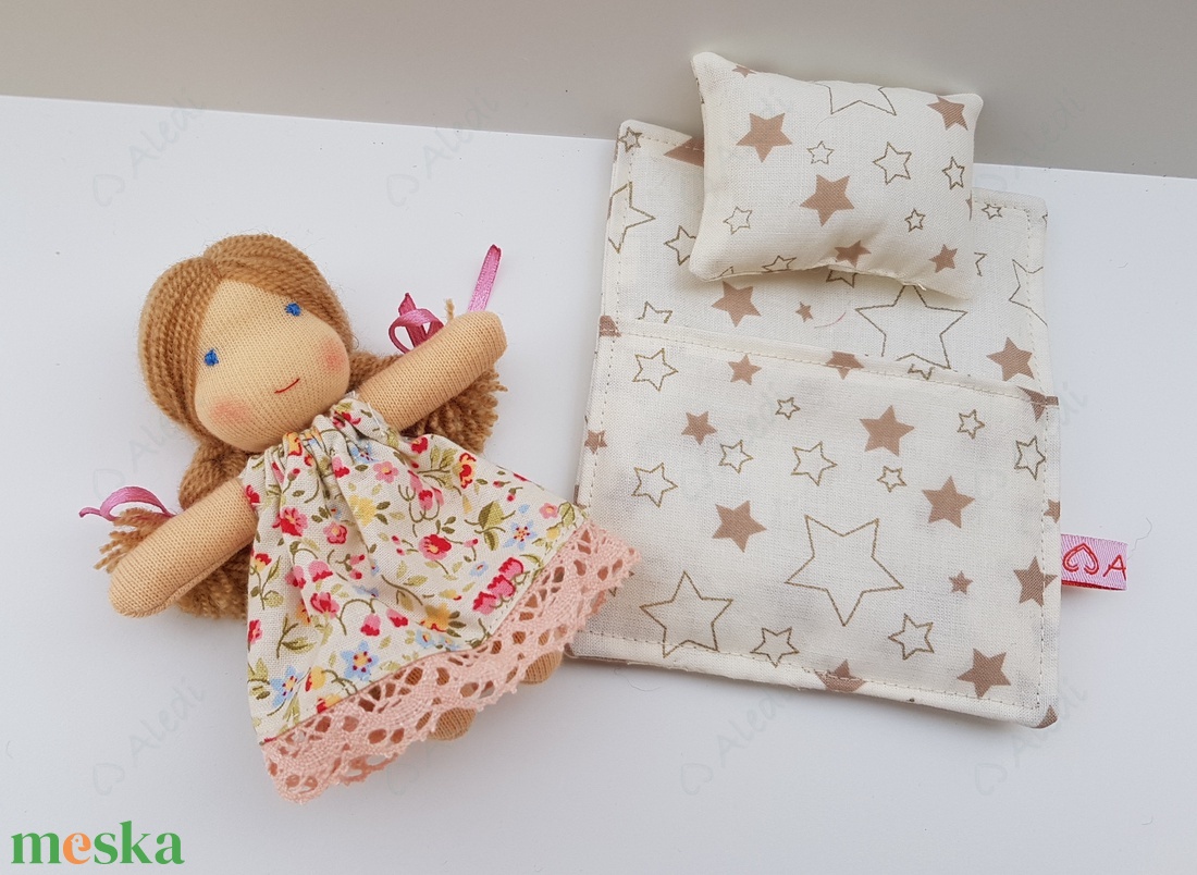 Apró Waldorf baba hálózsákkal - csillagos - játék & sport - baba & babaház - baba - Meska.hu