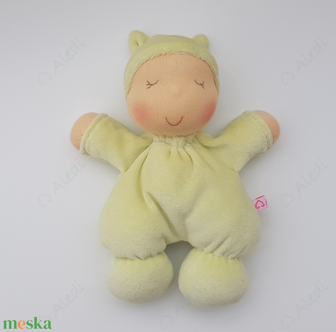 Plüss bébi baba - zöld - játék & sport - baba & babaház - baba - Meska.hu