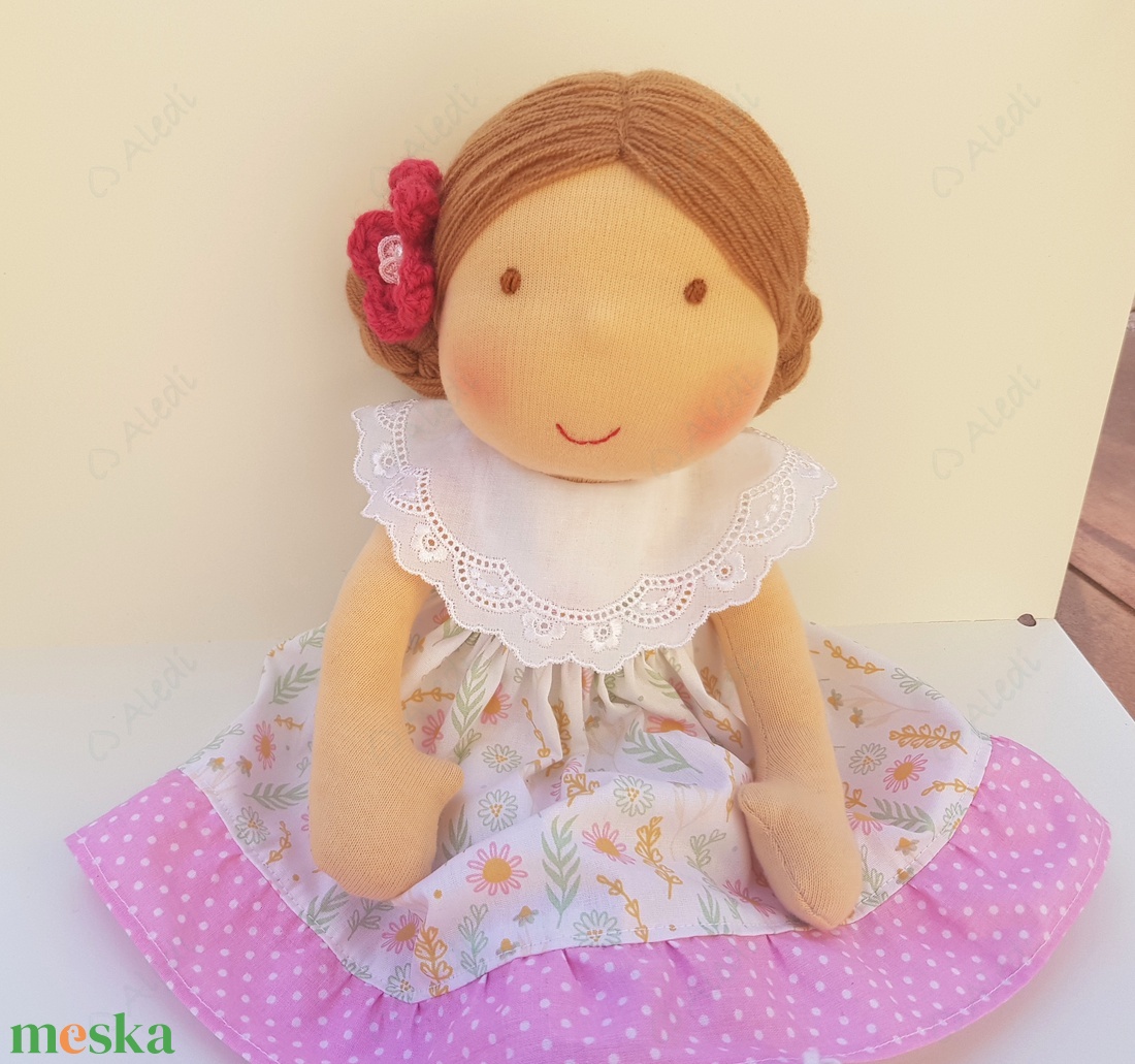 Tavaszi, tulipános Waldorf baba  - játék & sport - baba & babaház - öltöztethető baba - Meska.hu