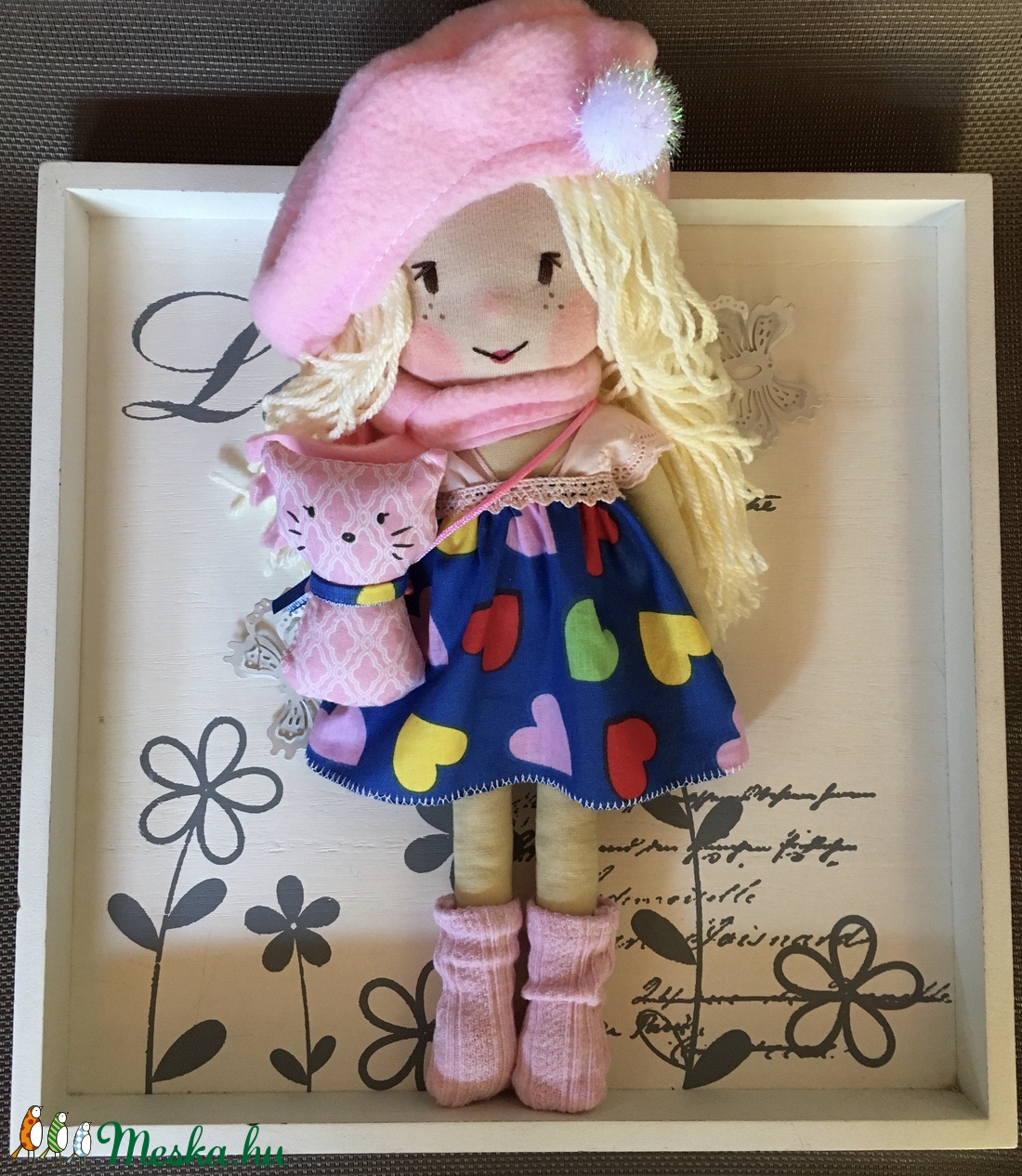 Kislány cicájával - játék & sport - baba & babaház - öltöztethető baba - Meska.hu