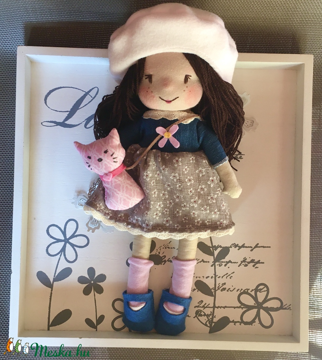 Barna kislány cicával - játék & sport - baba & babaház - öltöztethető baba - Meska.hu